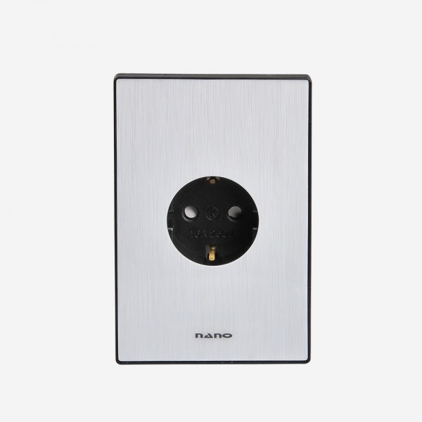 꾸밈닷컴 - 전기/조명/가전 ▼ > 전기자재 ▼ > 스위치 > 나노 아트2 블랙 콘센트 1구 매입