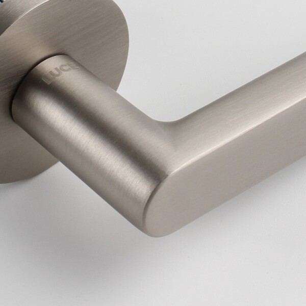 꾸밈닷컴 - 손잡이/도어락 ▼ > 방문손잡이 ▼ > 레버 버튼형 > 루체 방문손잡이 LU-377 (타공 45mm)