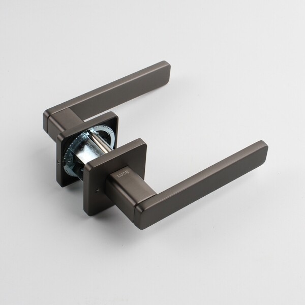 꾸밈닷컴 - 손잡이/도어락 ▼ > 방문손잡이 ▼ > 레버 버튼형 > 루체 방문손잡이 LU-482 (타공 45mm)