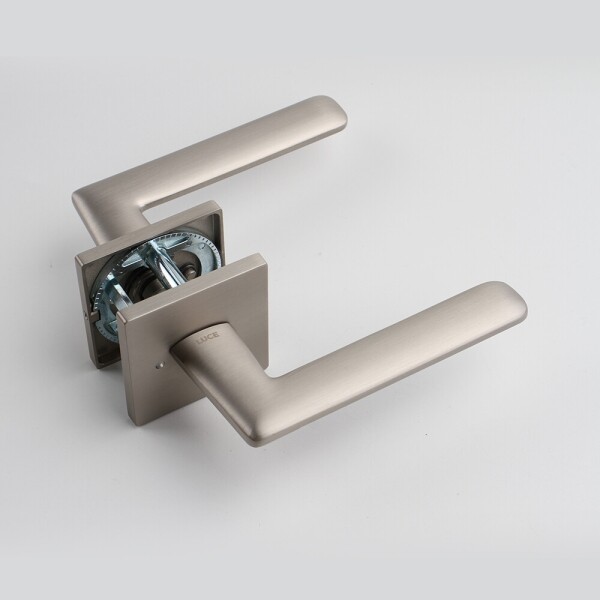 꾸밈닷컴 - 손잡이/도어락 ▼ > 방문손잡이 ▼ > 레버 버튼형 > 루체 방문손잡이 LU-291 (타공 55mm)