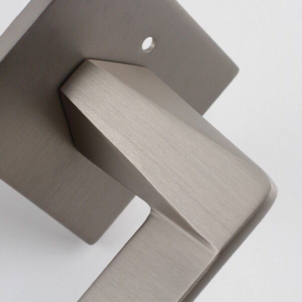 꾸밈닷컴 - 손잡이/도어락 ▼ > 방문손잡이 ▼ > 레버 버튼형 > 루체 방문손잡이 LU-291 (타공 55mm)