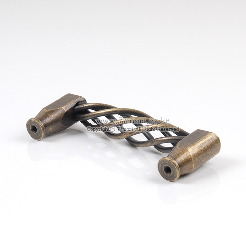 꾸밈닷컴 - 손잡이/도어락 ▼ > 가구손잡이 ▼ > P96mm > 가구손잡이 꽈배기 AB (P96mm)